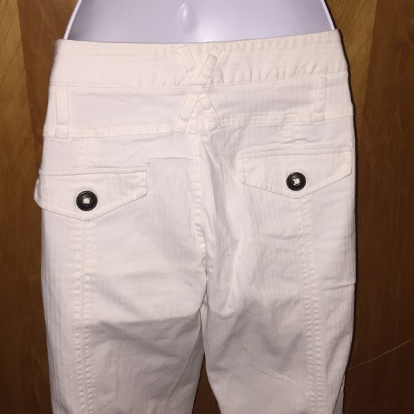 White San Francisco Capri Pants Size 9 - Picture 6 of 7